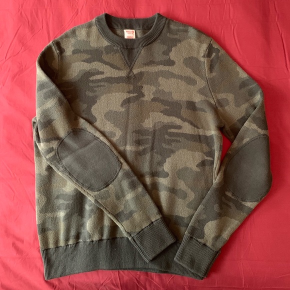 Mossimo Supply Co. Other - Camo sweater